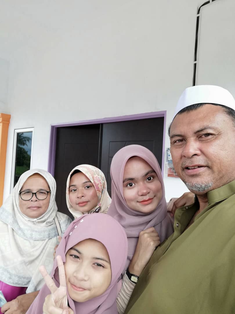 My Happy Family